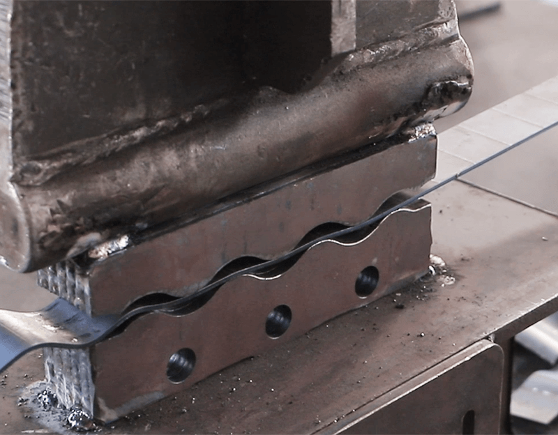 شكل الانحناء